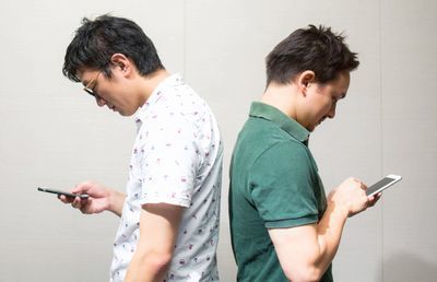 スマホ依存 眼精疲労 視力低下.jpg